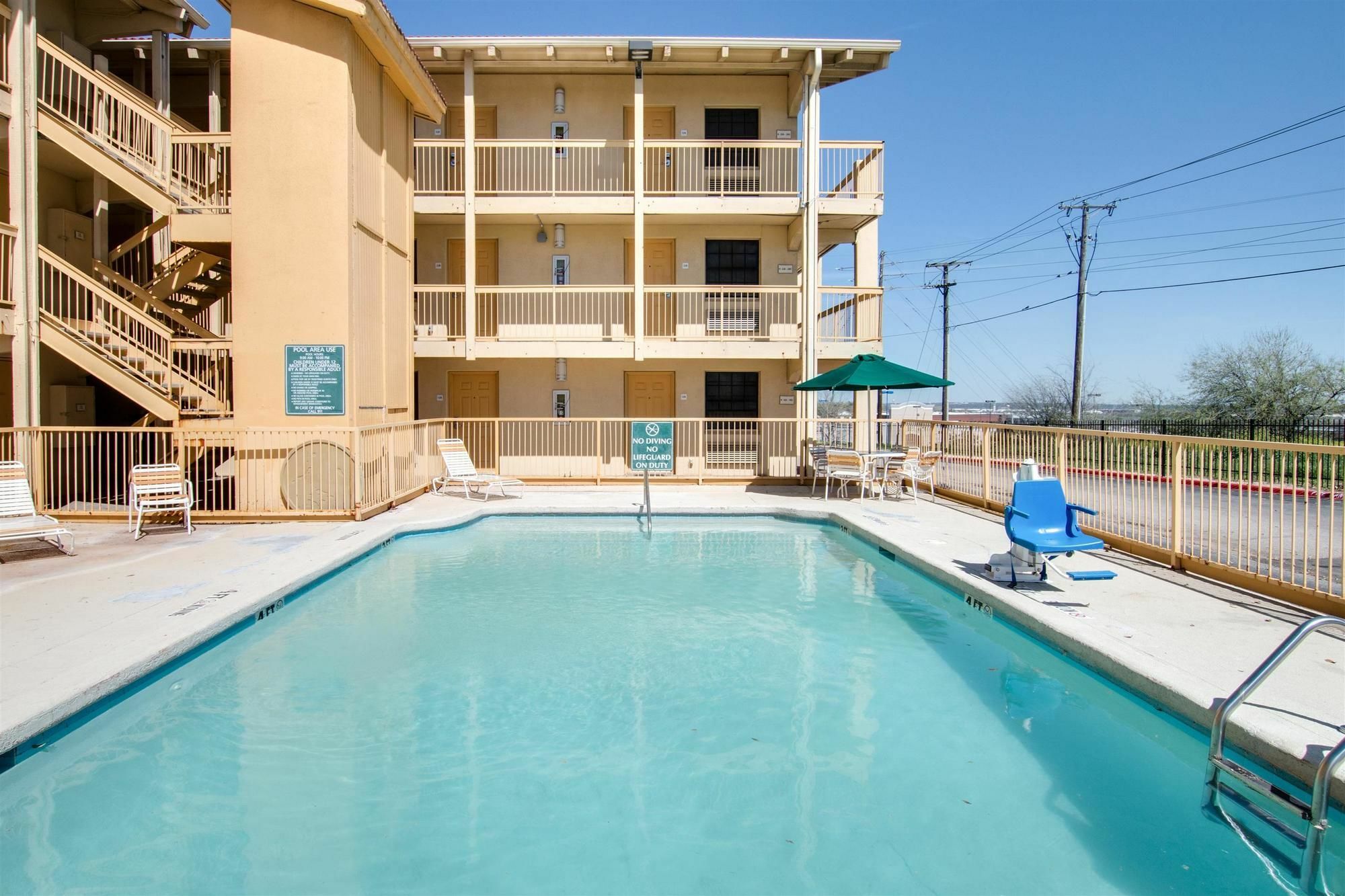 Studio 6-Fort Worth, Tx - West Medical Center Hotel White Settlement Exterior photo