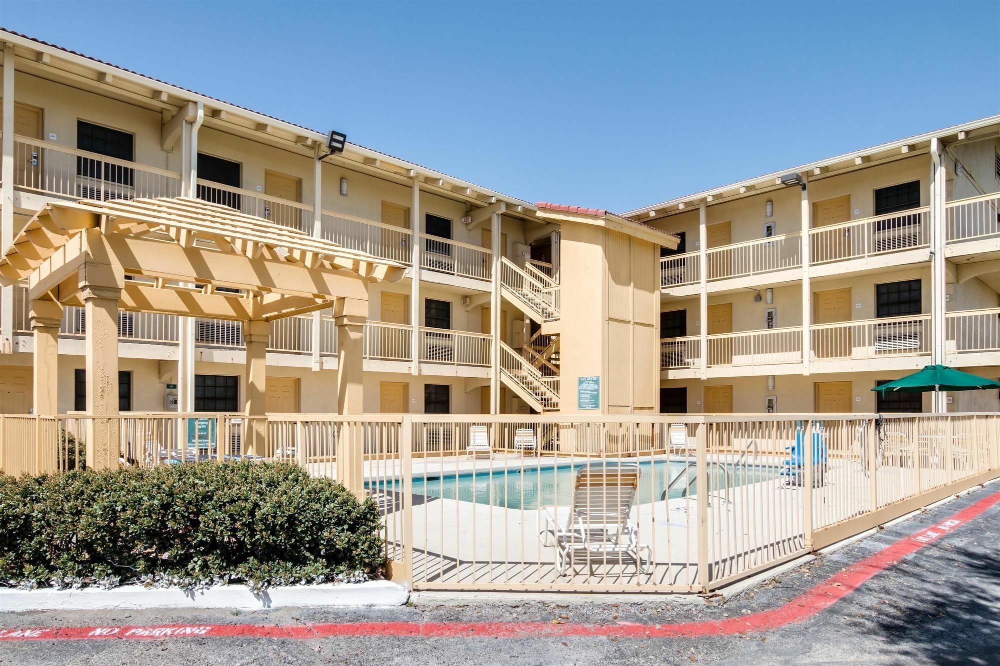 Studio 6-Fort Worth, Tx - West Medical Center Hotel White Settlement Exterior photo